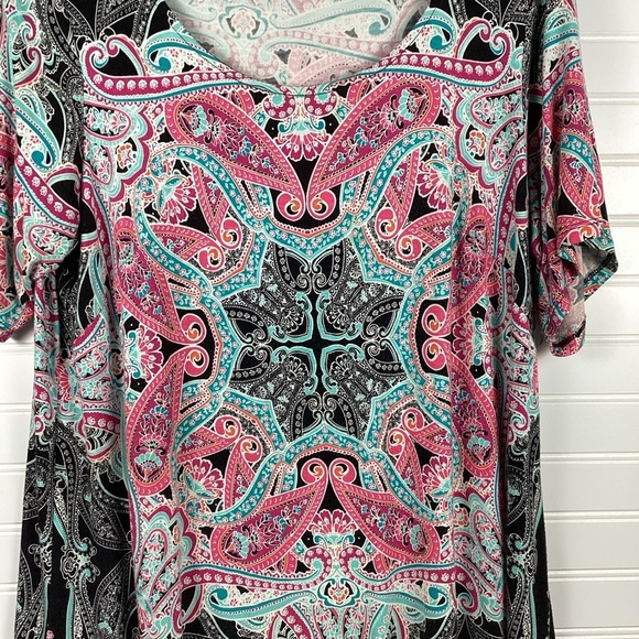 Rose & Olive Floral Short Sleeved Top -Size 1X - Picture 3 of 8